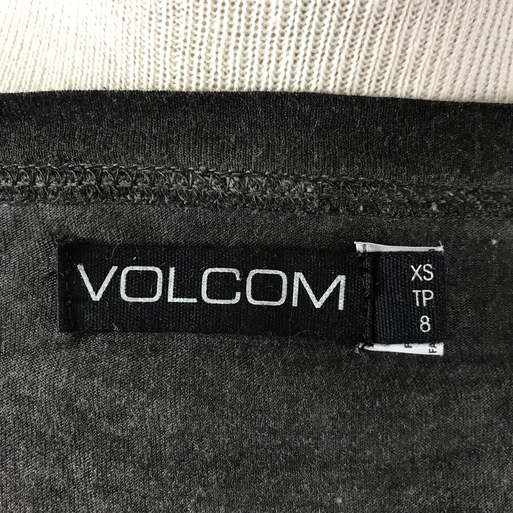 Volcom Top - Picture 4 of 4
